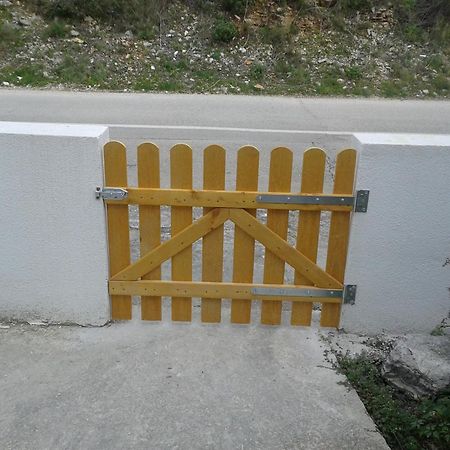Apartment Tara Nečujam Εξωτερικό φωτογραφία