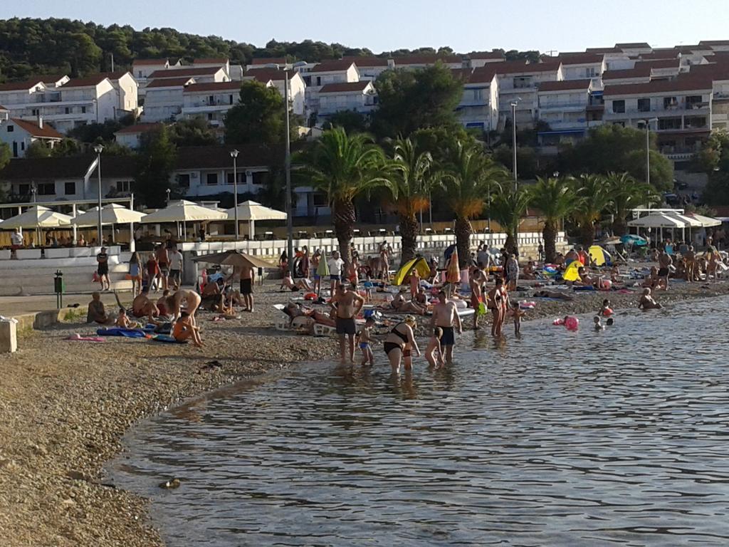 Apartment Tara Nečujam Εξωτερικό φωτογραφία
